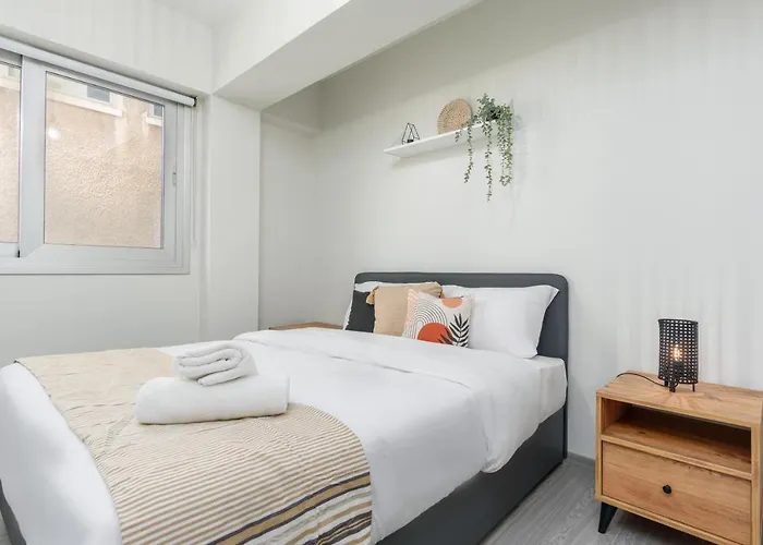 Apartmán 2-br By Finikoudes