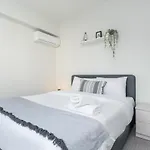 2-br By Finikoudes Apartmán *