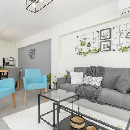 Apartment 2-br By Finikoudes
