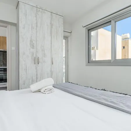 2-br By Finikoudes Apartmán Larnaca