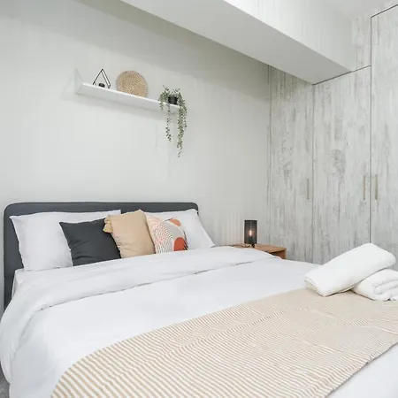 2-br By Finikoudes Ларнака