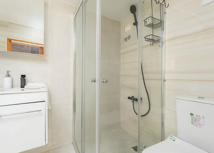 アパート 2-br By Finikoudes *